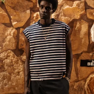 SLEEVELESS r